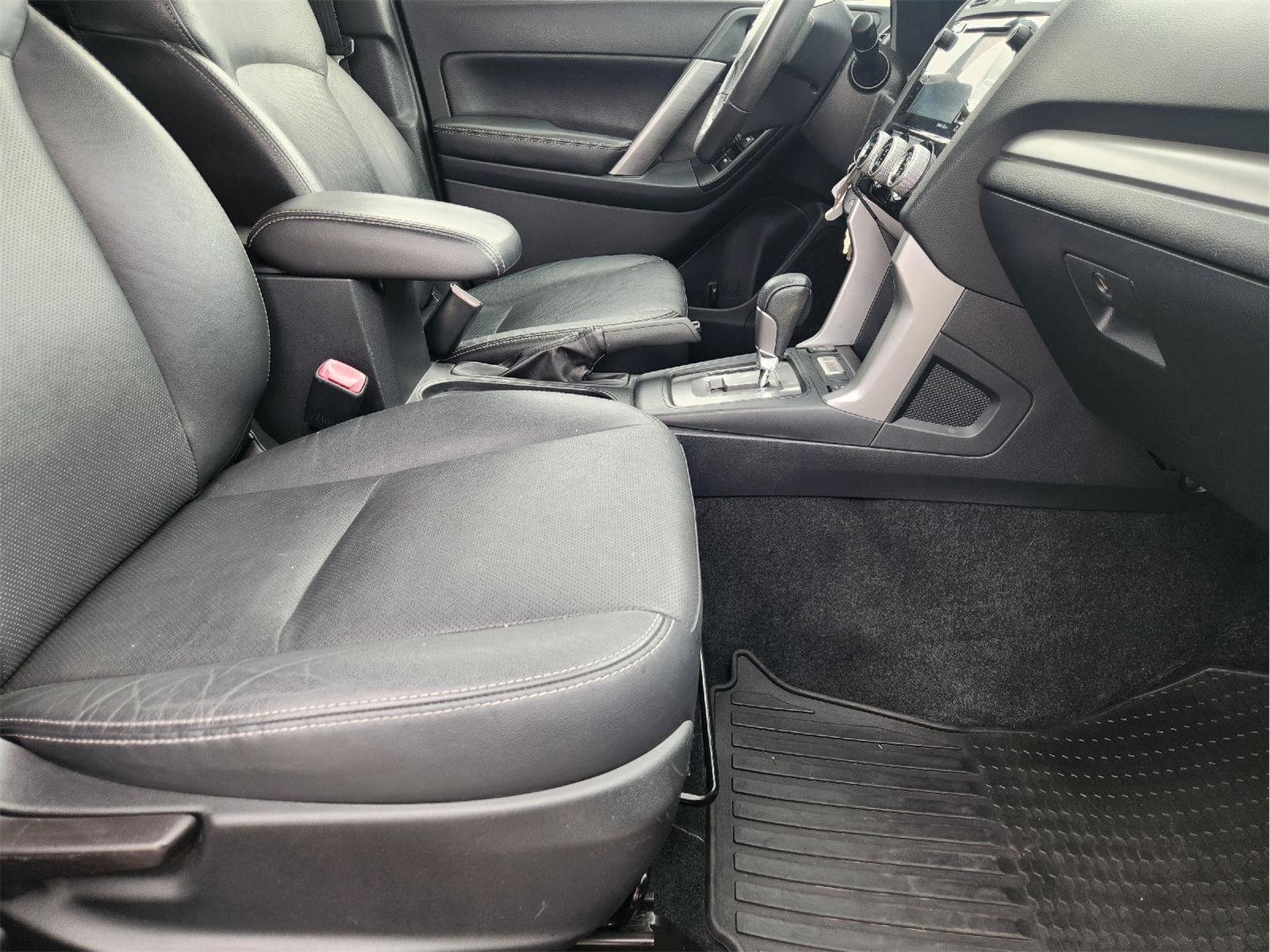 2016 Subaru Forester i Limited - Photo 14