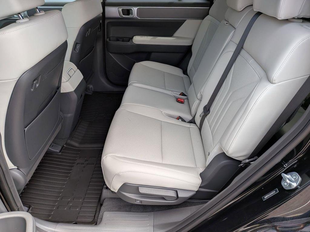 New 2026 Black Hyundai SEL image 23