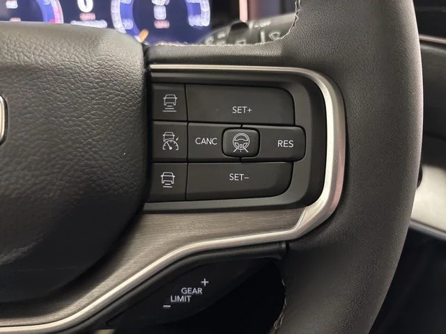 New 2026 High Gloss Black Exterior Paint Jeep Limited Altitude image 20