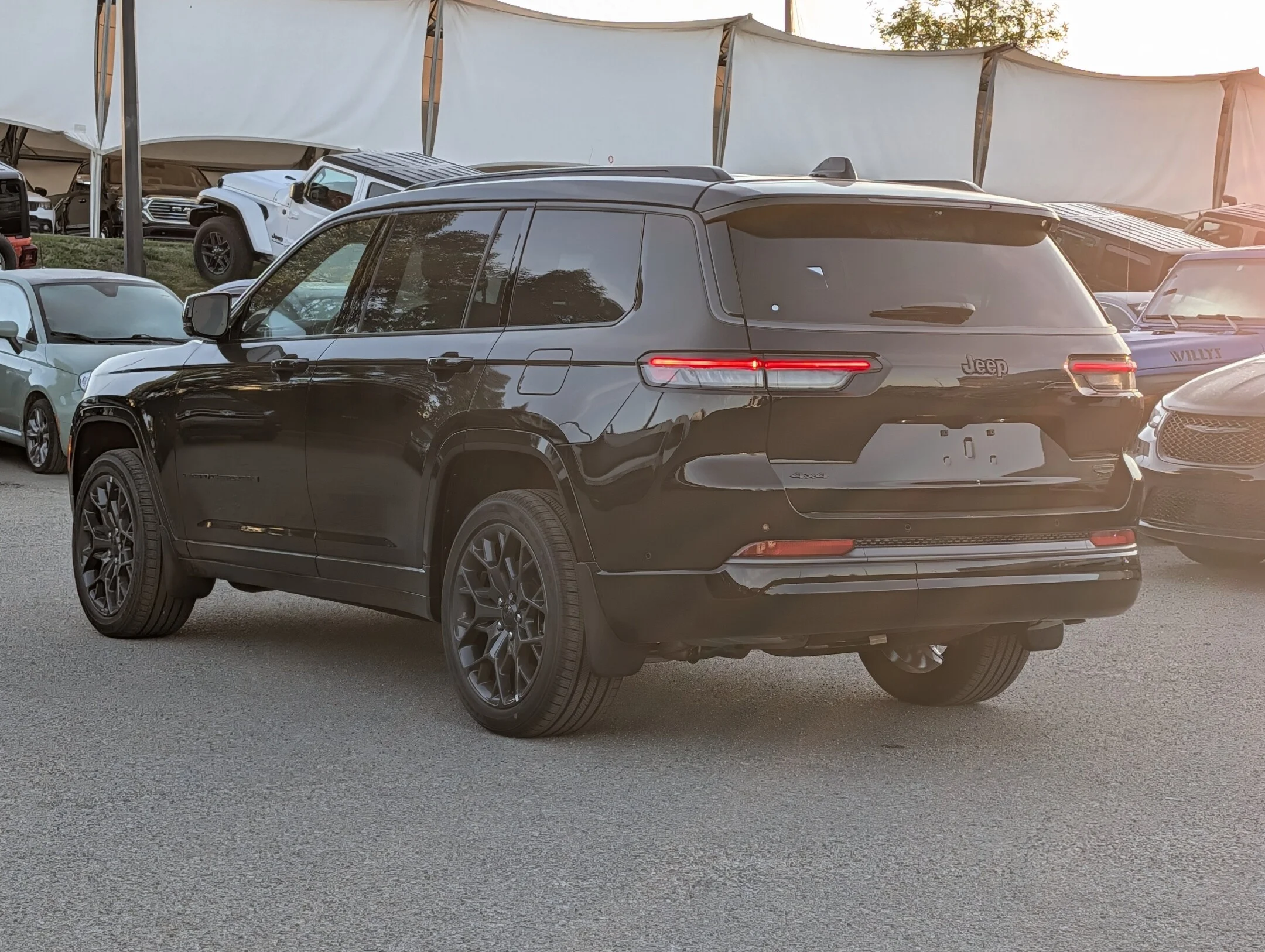 New 2026 Black Jeep Summit - - Palermo Leather - Massage Seats - Head-Up Display - CommandView Pano Sunroof & More! image 6