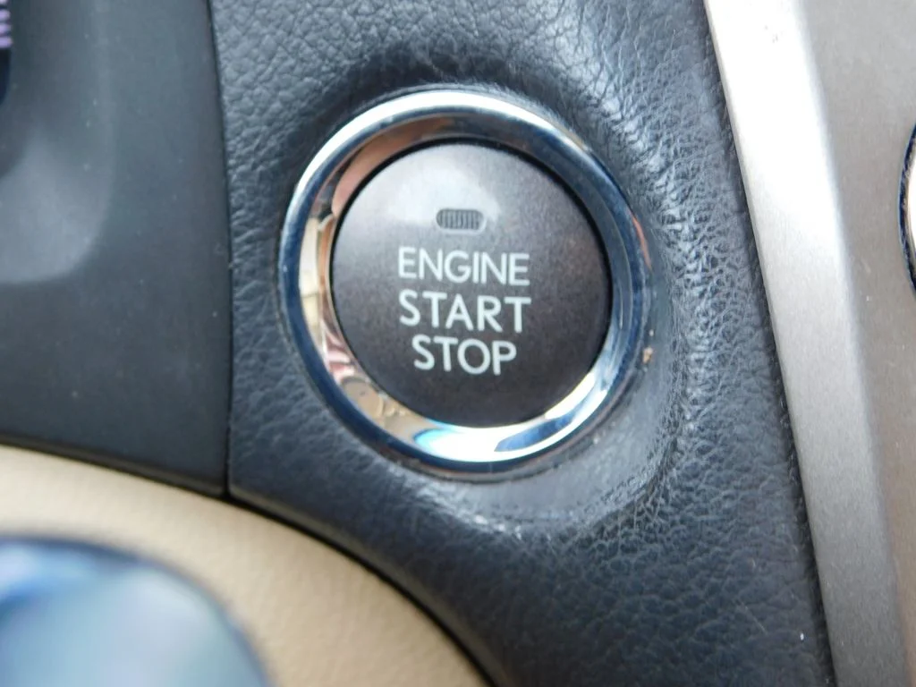 Used 2015 White Lexus 350 image 37