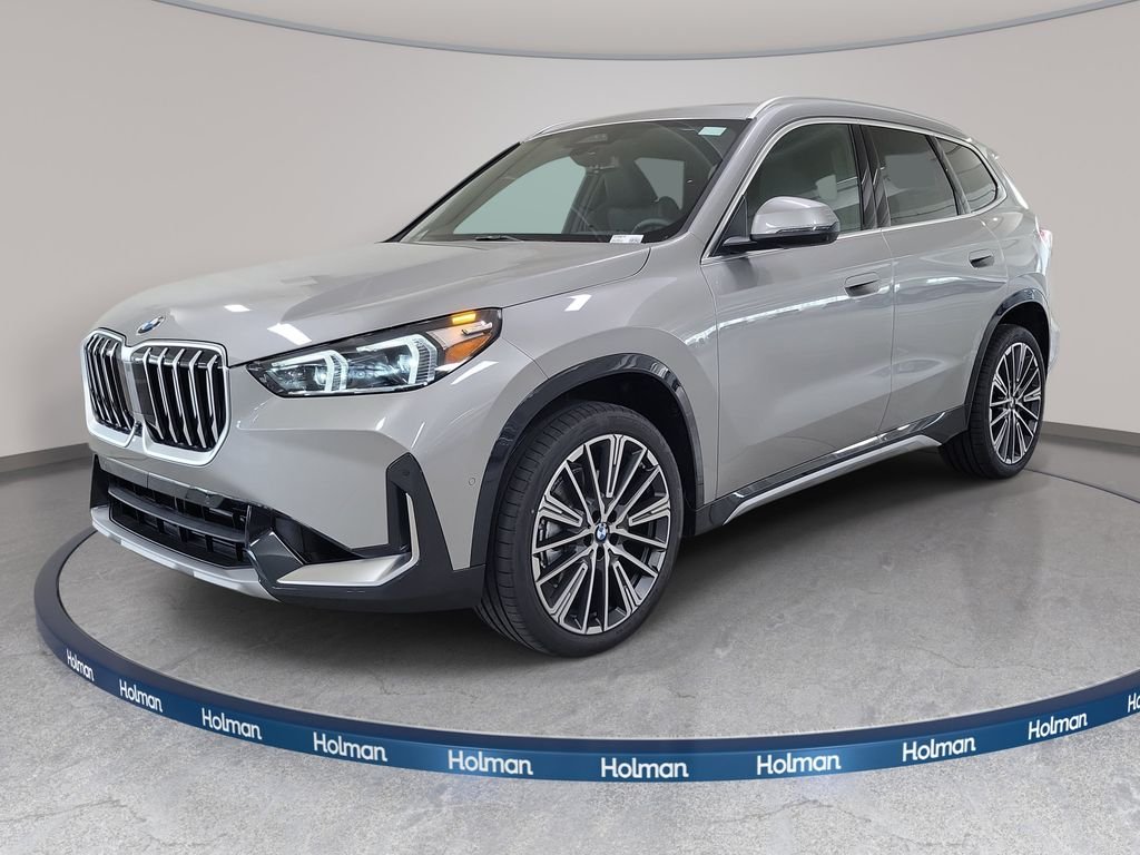 New 2026 Space Silver Metallic BMW xDrive28i image 1