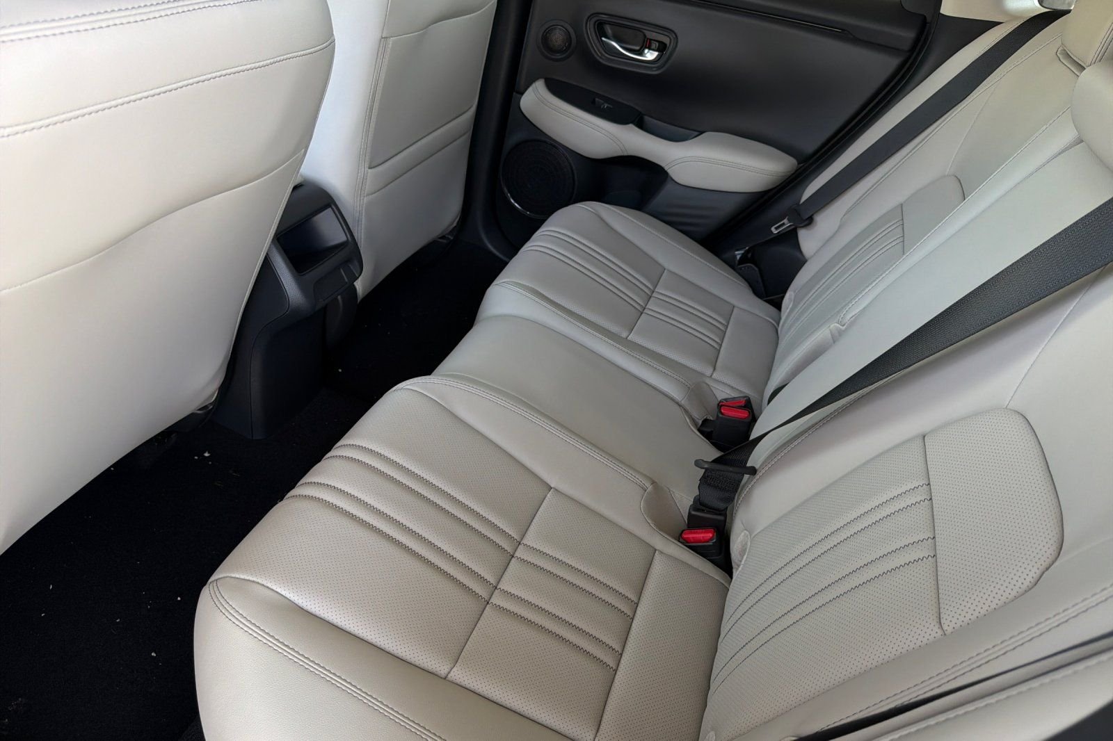 New 2027 Platinum White Pearl Honda EX-L image 13