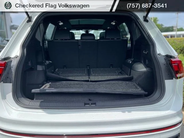 Used 2023 Opal White Pearl Volkswagen 2.0T SE R-Line Black image 32