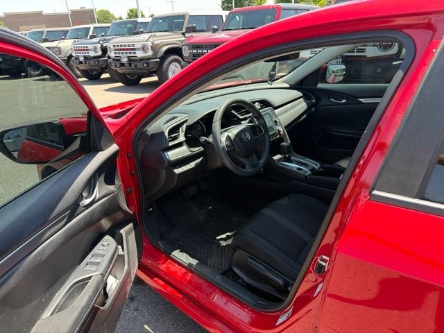 Used 2016 Rallye Red Honda LX image 13