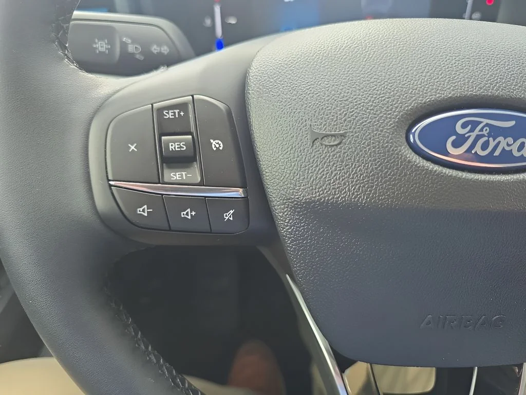 2026 Ford Maverick XLT - Photo 19