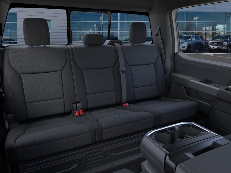 New 2026 Oxford White Ford XLT image 12