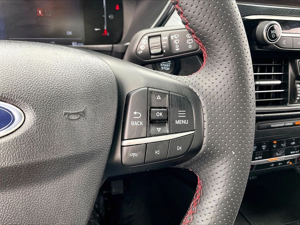Used 2025 Silver Metallic Ford ST-Line Select image 22