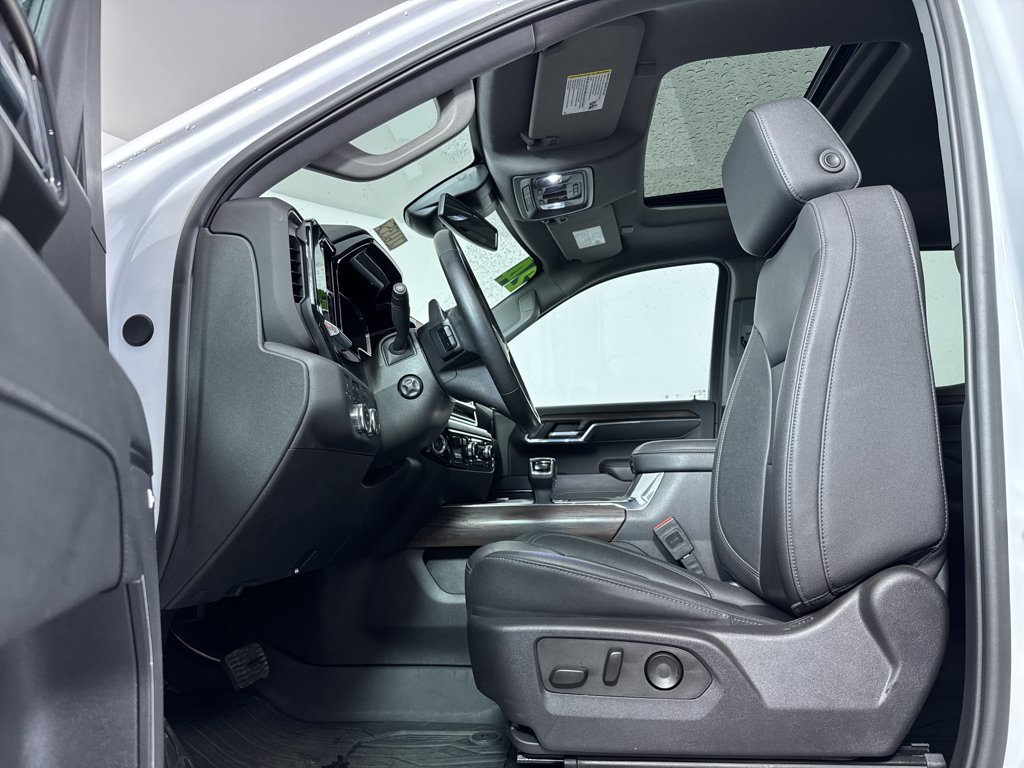 Used 2024 Summit White GMC SLT image 4