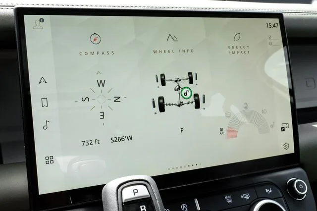 New 2026 Fuji White Land Rover S image 39