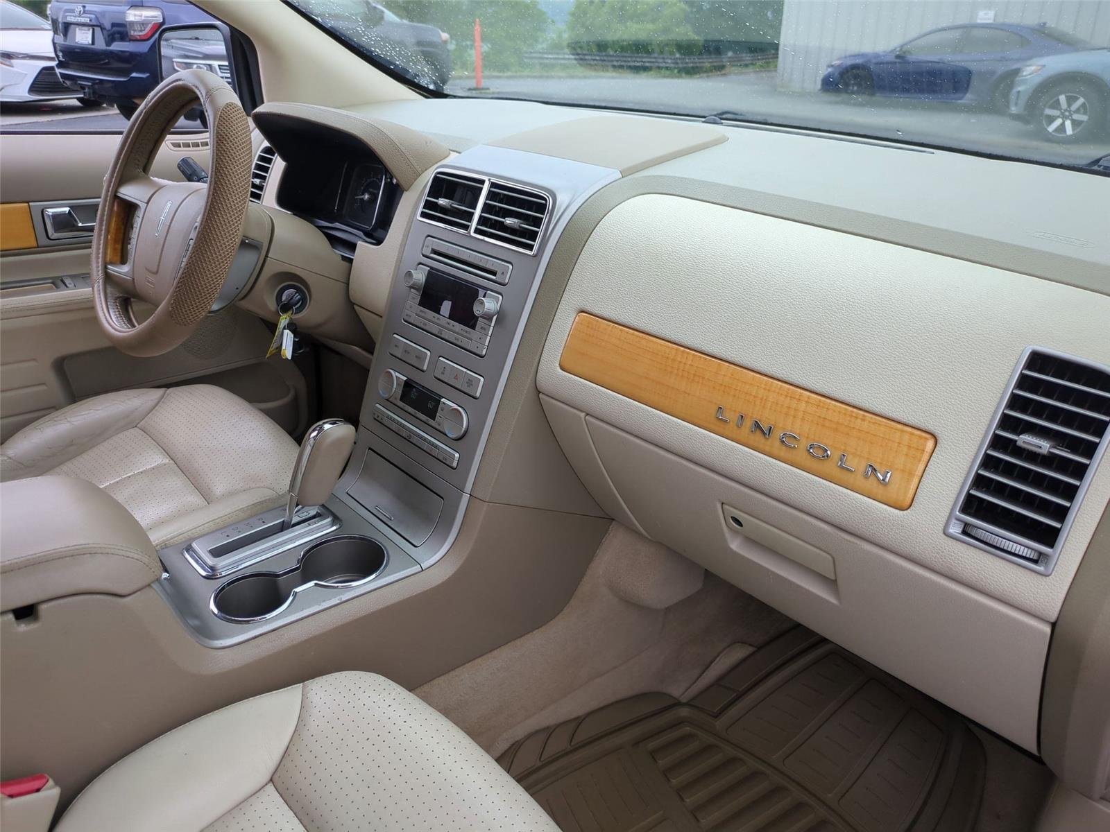 Used 2007  Lincoln  image 35