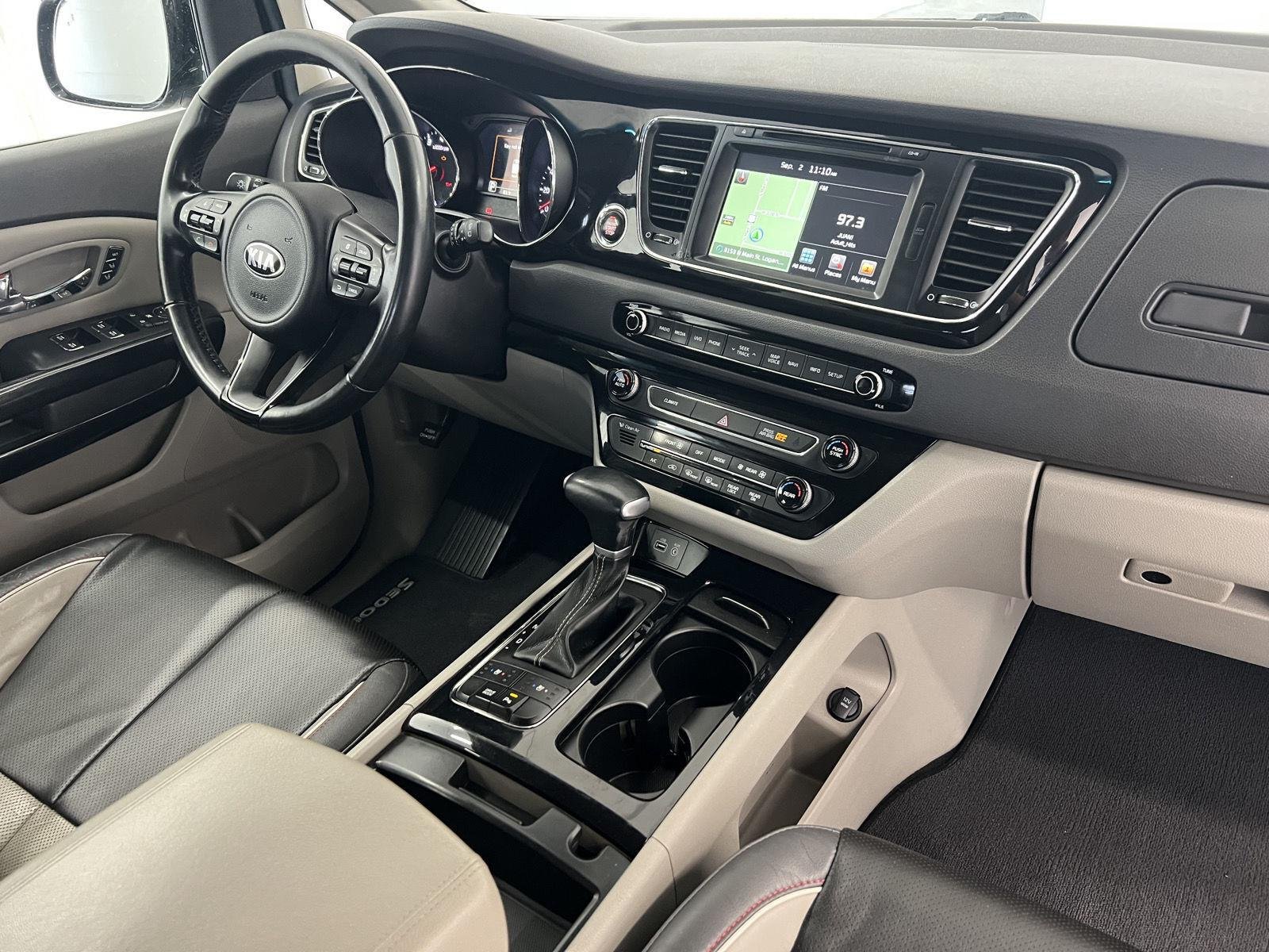 Used 2018 Celestial Blue Kia SX image 28