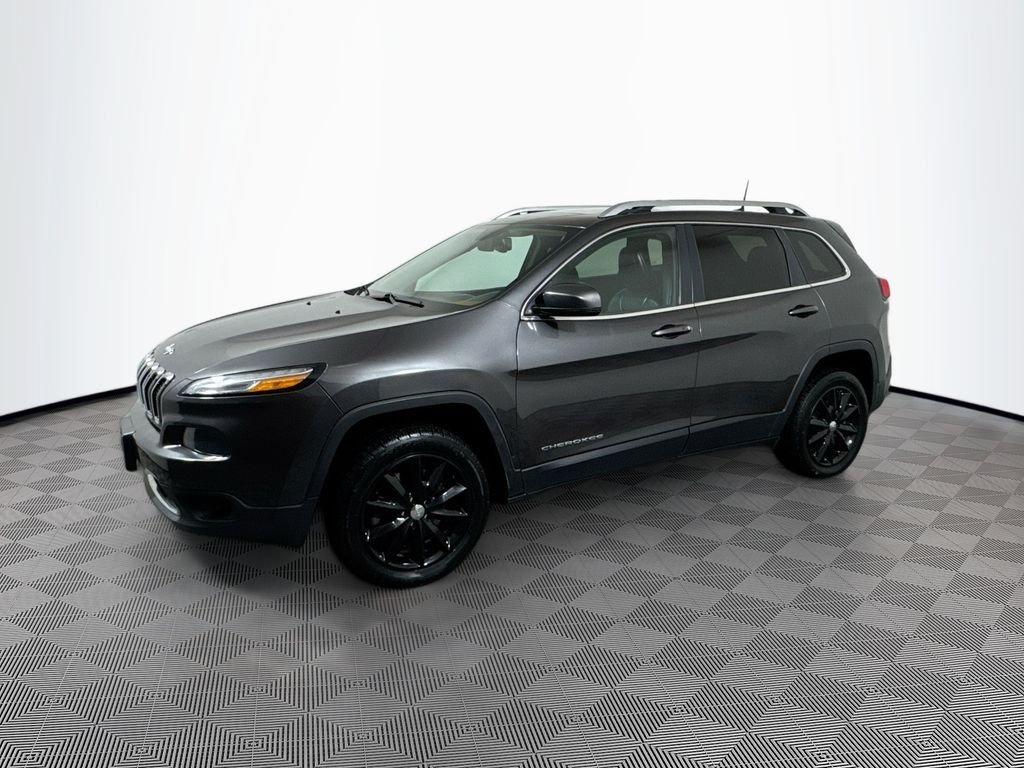 Used 2016 Jeep Cherokee Limited with VIN 1C4PJMDS2GW130948 for sale in Chippewa Falls, WI