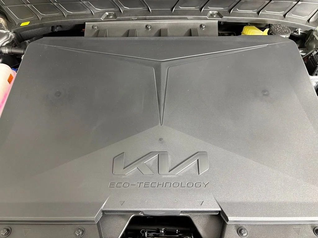 New 2026 Steel Gray Kia WIND image 35