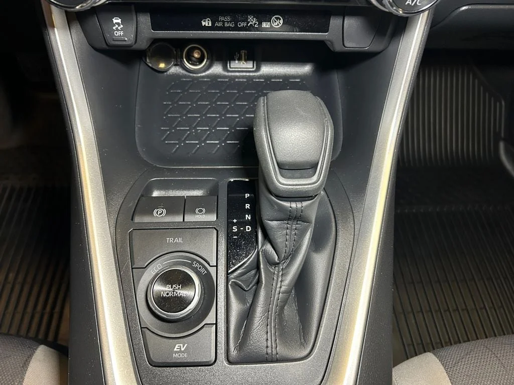 Used 2025 Blueprint Toyota XLE image 11