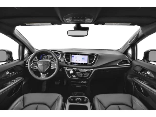 New 2026 Bright White Clear-Coat Exterior Paint Chrysler LX image 5