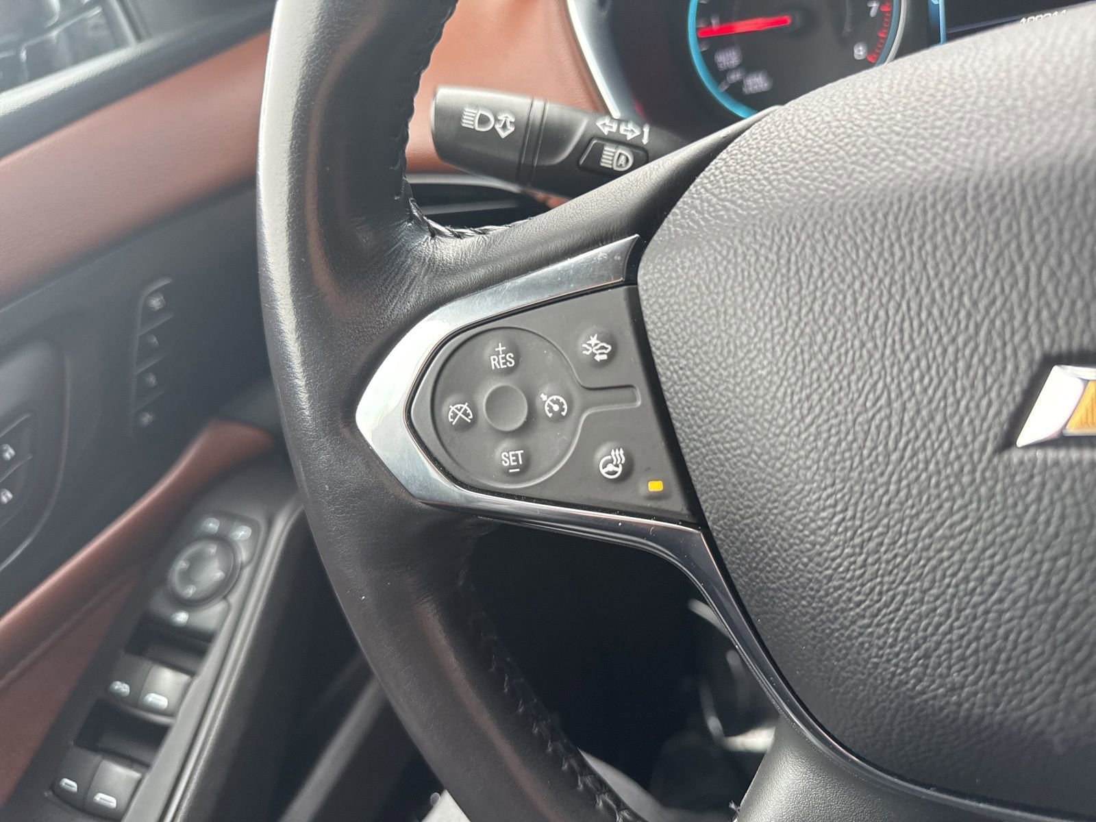 Used 2019 Mosaic Black Metallic Chevrolet High Country image 39
