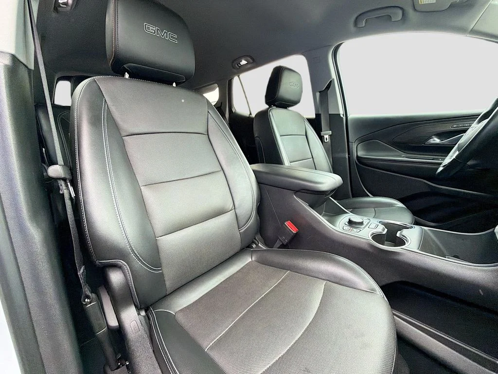 Used 2023 Summit White GMC SLT image 26