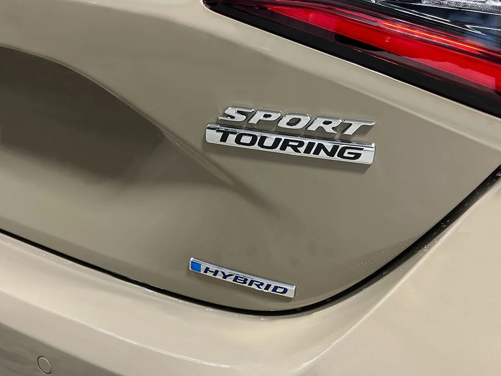2026 Honda Civic Hatchback Sport Touring - Photo 9
