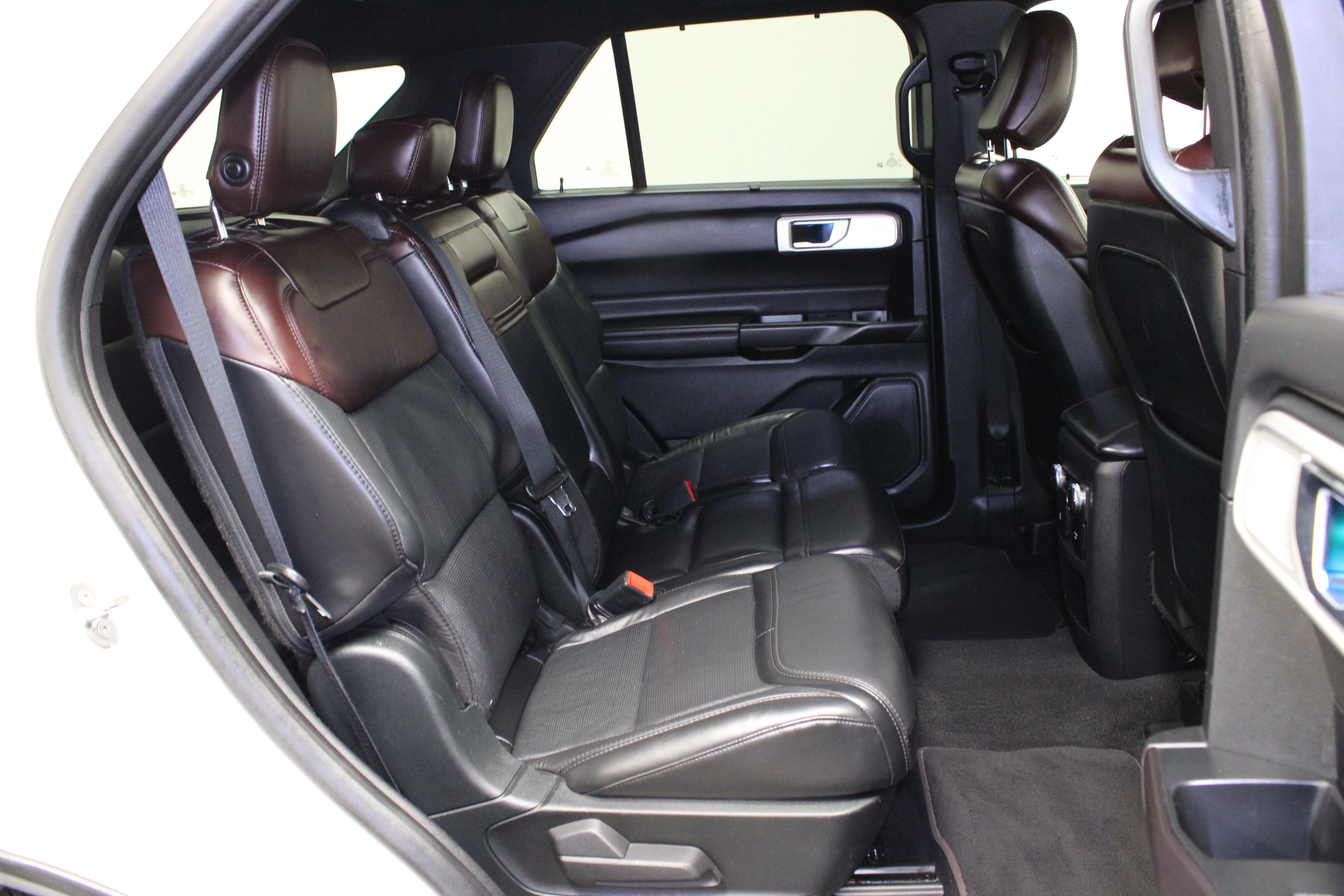 Used 2020 Star White Metallic Tri-Coat Ford Platinum image 17