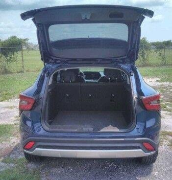 Used 2024 Blue Glow Metallic Chevrolet LT image 5