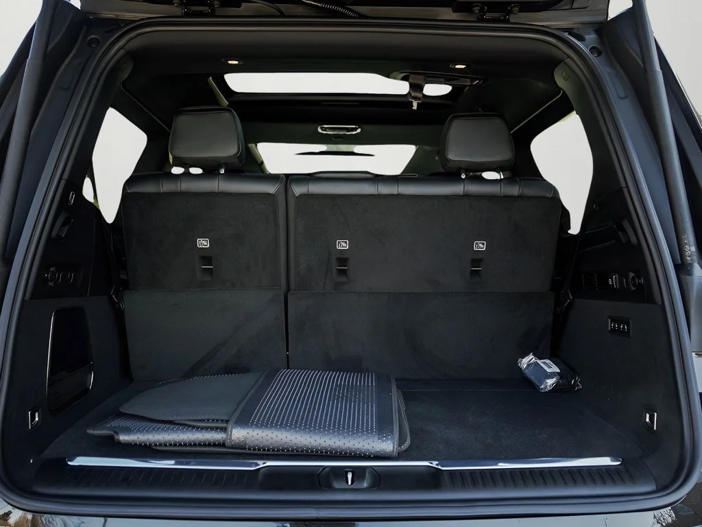 New 2026 High Gloss Black Jeep Summit Obsidian image 7