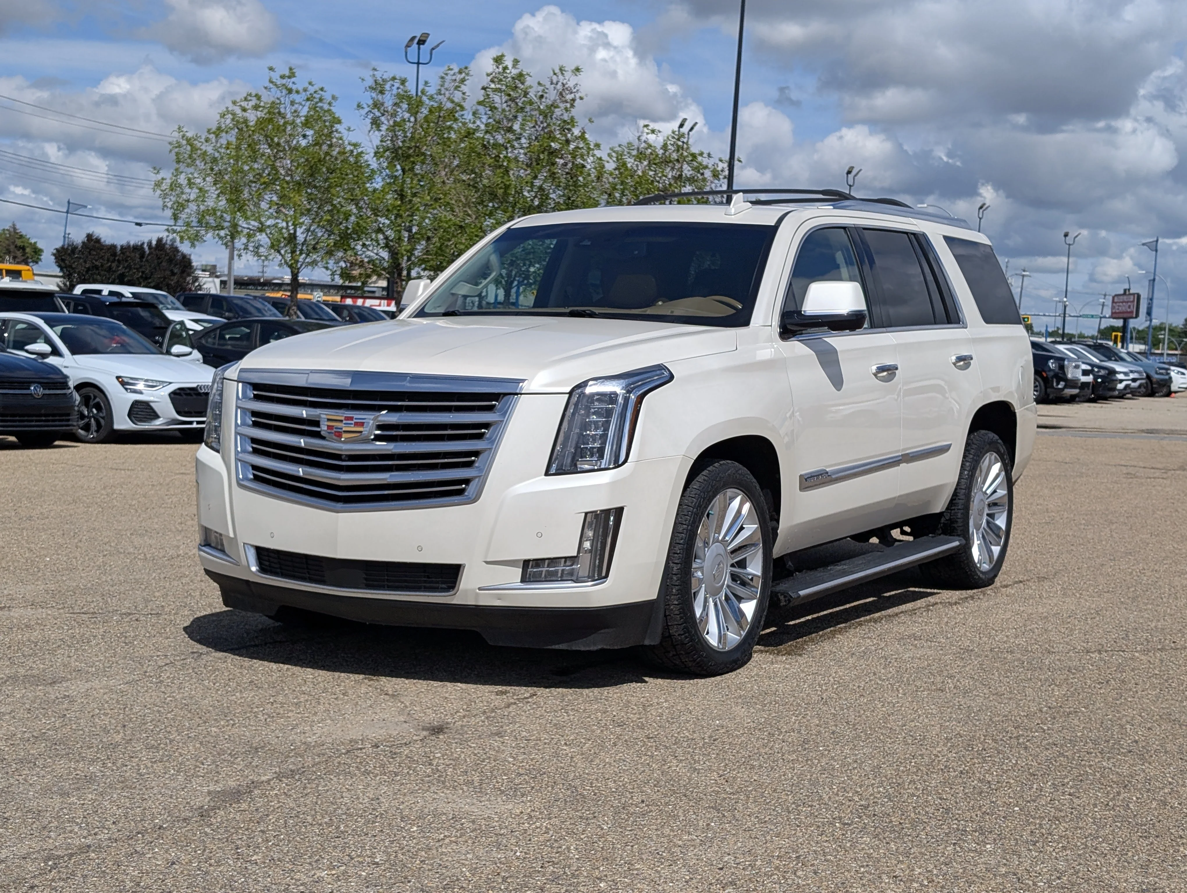 Used 2015 White Cadillac Platinum image 2