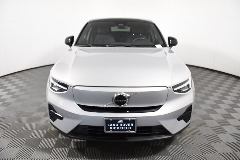 Used 2023 Silver Dawn Metallic Volvo Twin Core image 10