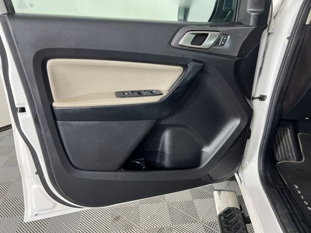 Used 2019 White Ford Lariat image 15