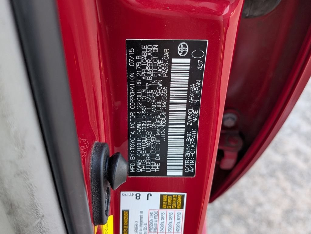 Used 2015  Toyota Four image 38