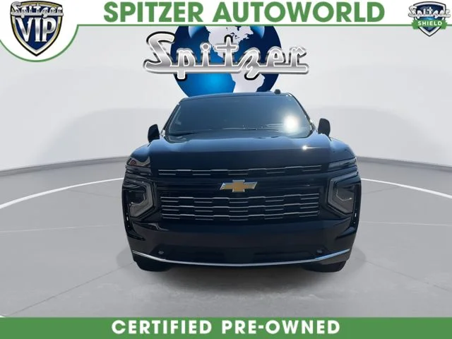 Used 2025 Black Chevrolet High Country image 3