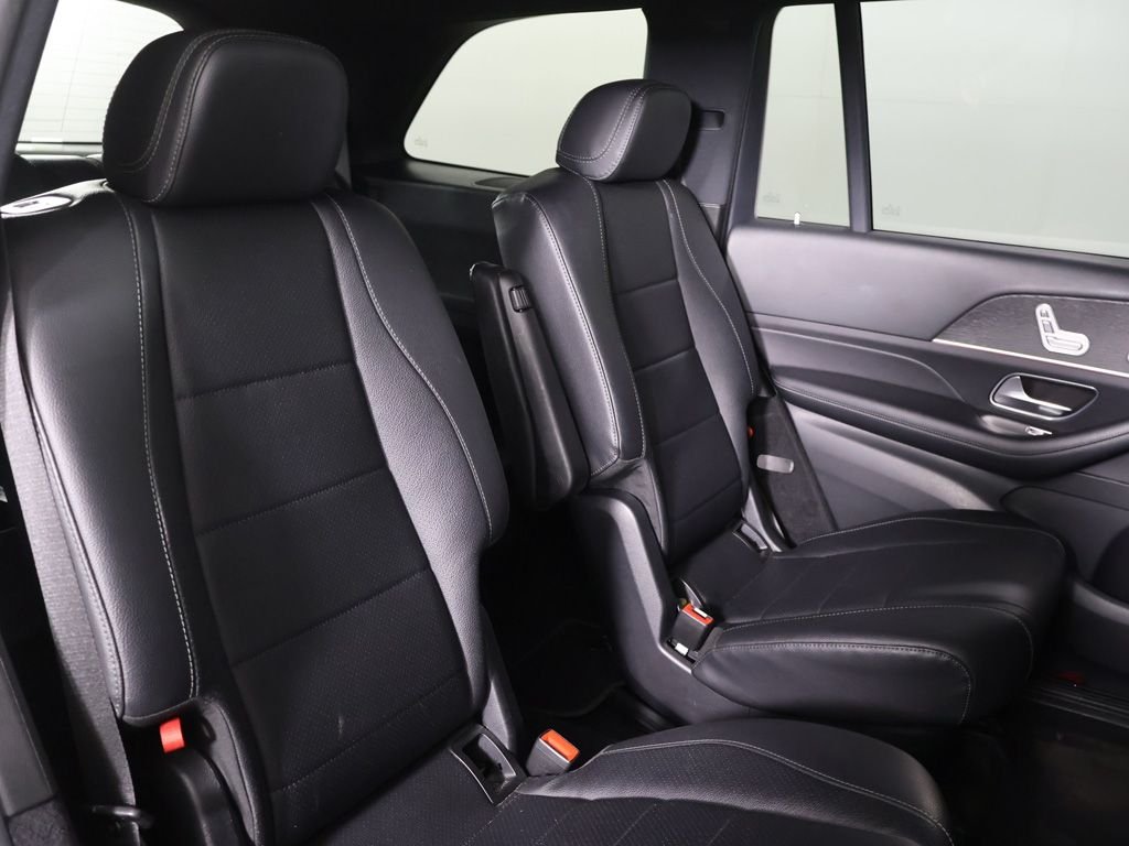 2022 Mercedes-Benz GLS GLS450 - Photo 33