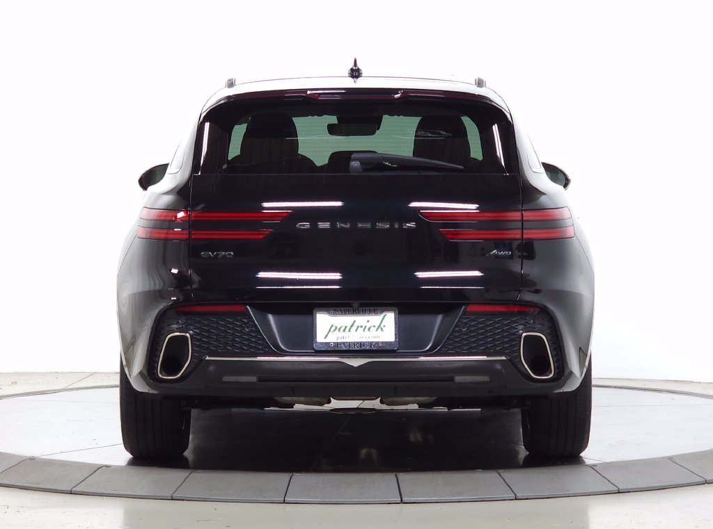 Used 2024 Black Genesis 2.5T Advanced image 4
