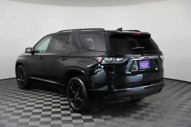Used 2019 Black Chevrolet Premier image 4