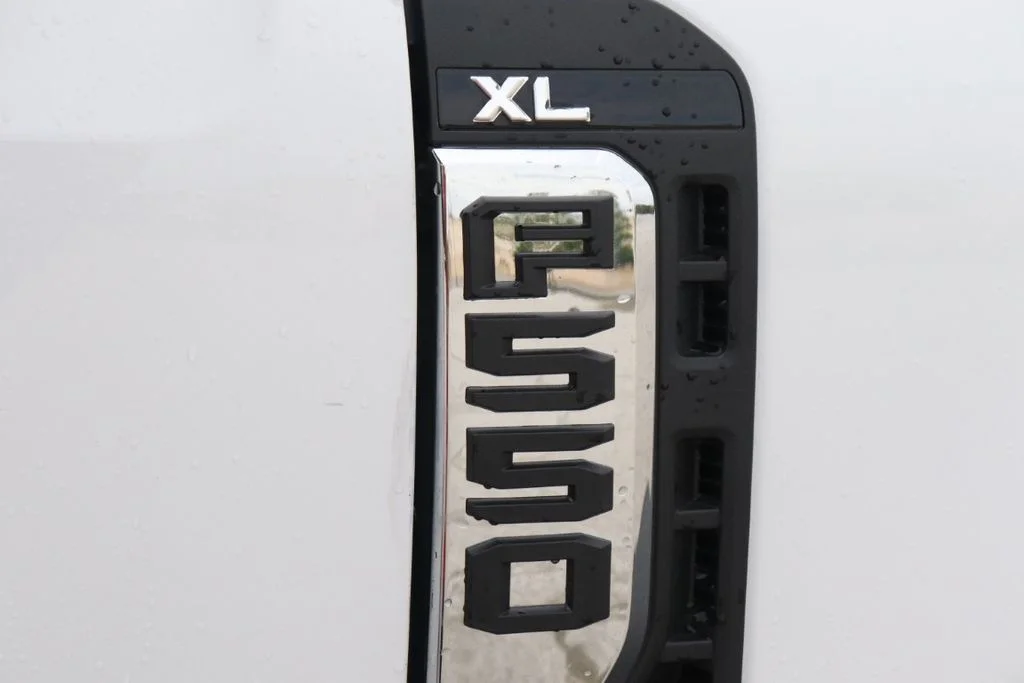 Used 2024 White Ford XL image 33