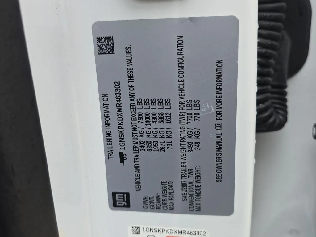 Certified Used 2021 White Chevrolet Z71 image 35