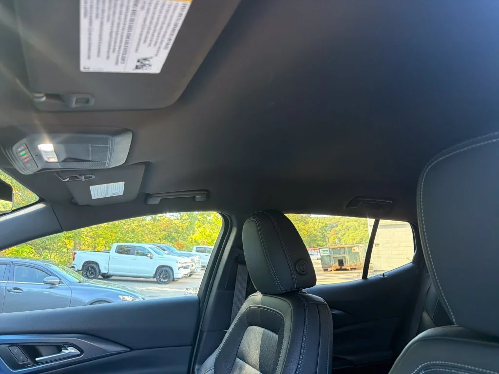 2024 Chevrolet Equinox EV LT - Photo 52