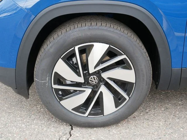 New 2026 Blue Volkswagen 2.0T SE w/Technology image 5