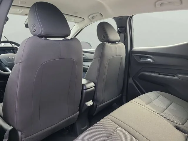 New 2027 Mosaic Black Metallic Chevrolet LT image 8