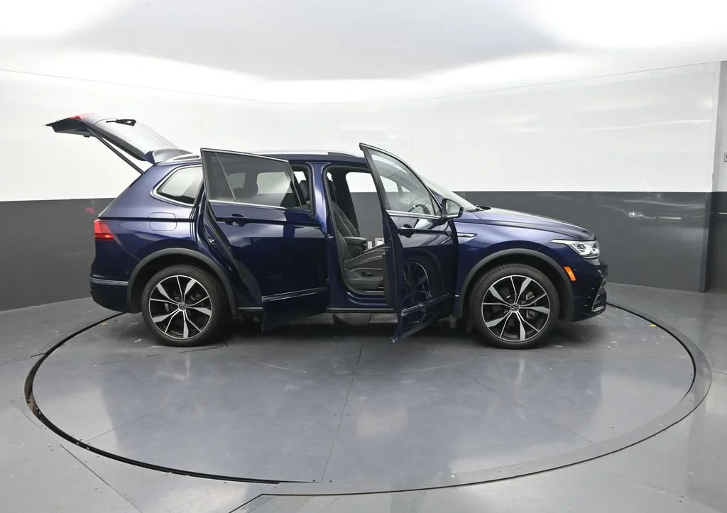 Used 2023 Blue Volkswagen 2.0T SEL R-Line image 39