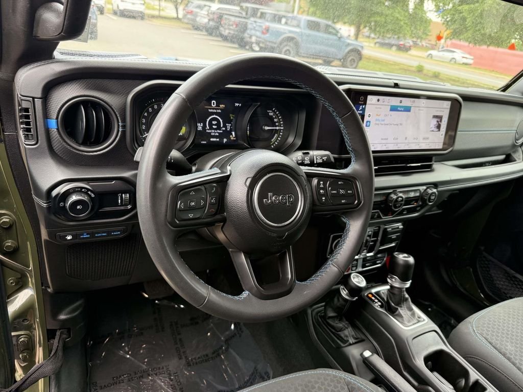 Used 2024 Green Jeep Rubicon 4xe image 2