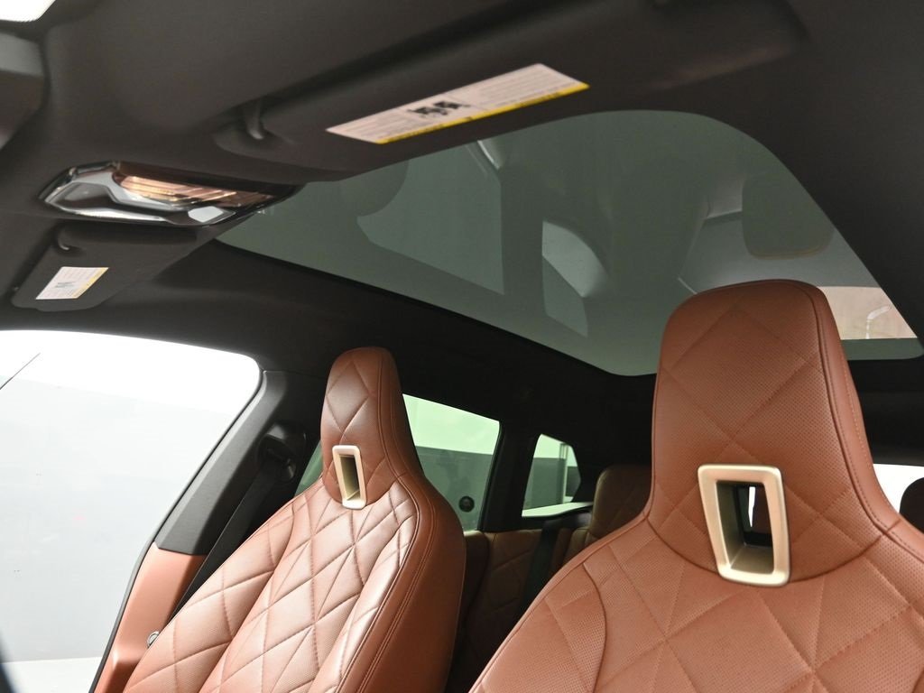 2023 BMW IX - Image 19