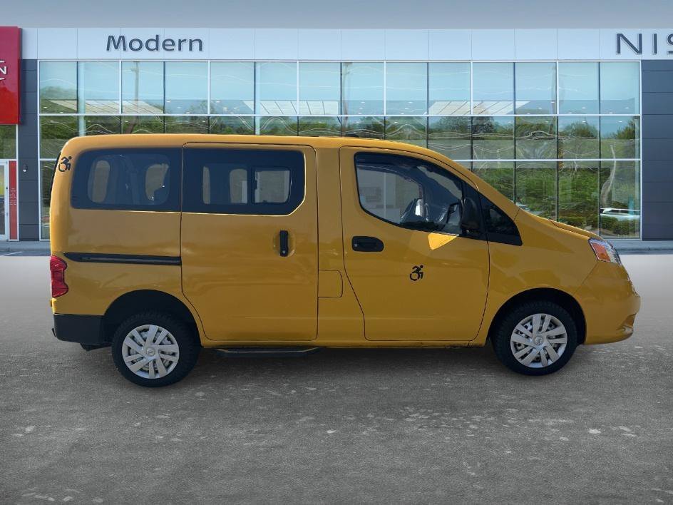 Used 2016 Taxi Yellow Nissan SV image 3