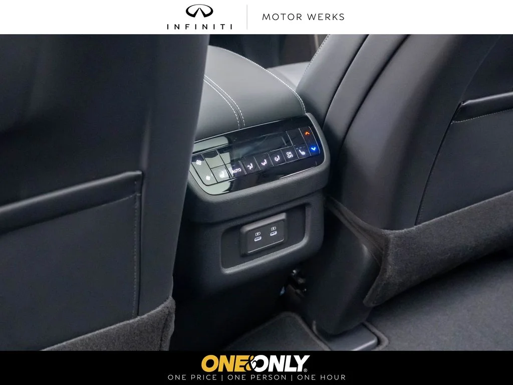 New 2027 MOONBOW BLUE INFINITI Luxe AWD image 16