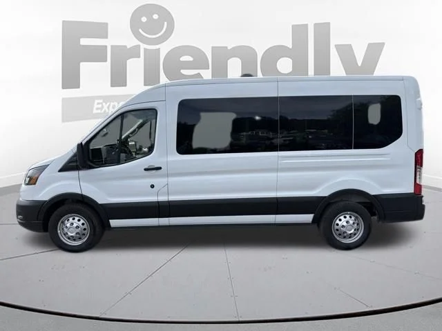 New 2026 Oxford White Ford Passenger Van XL image 3