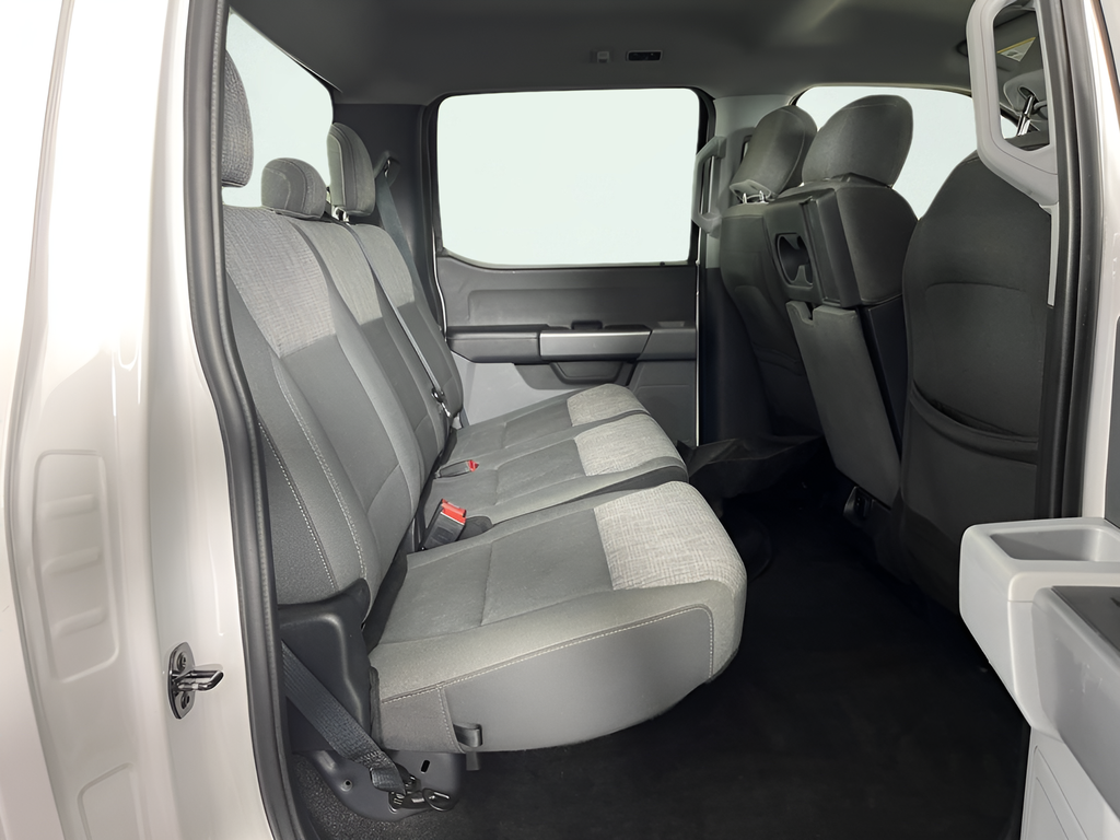 Used 2021 Oxford White Ford XLT image 15