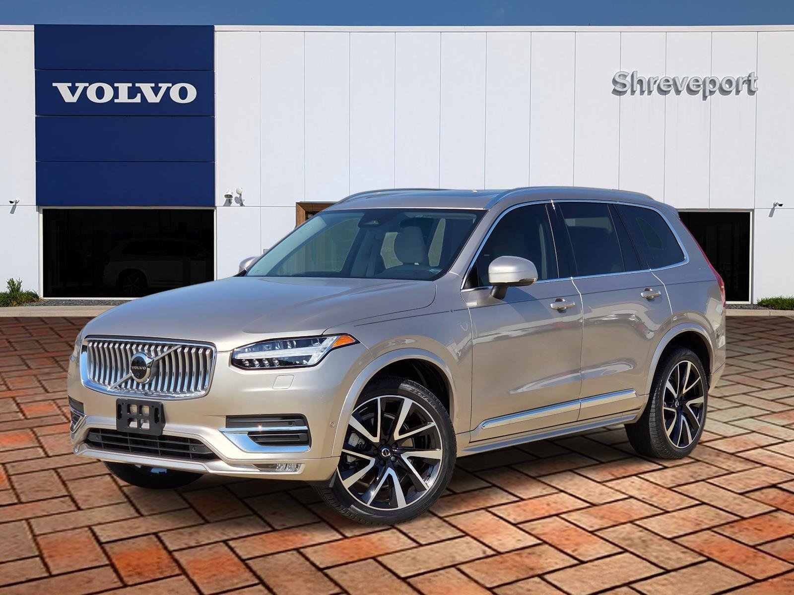 2023 Volvo XC90 Plus