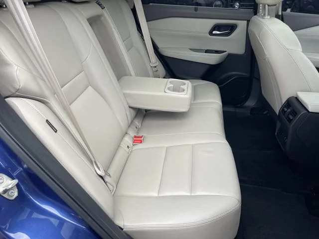 Used 2023 Blue Nissan SL image 21