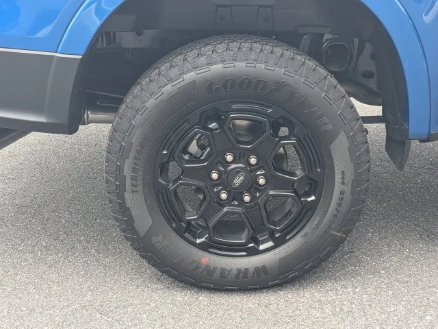 New 2026 Velocity Blue Metallic Ford XLT image 10