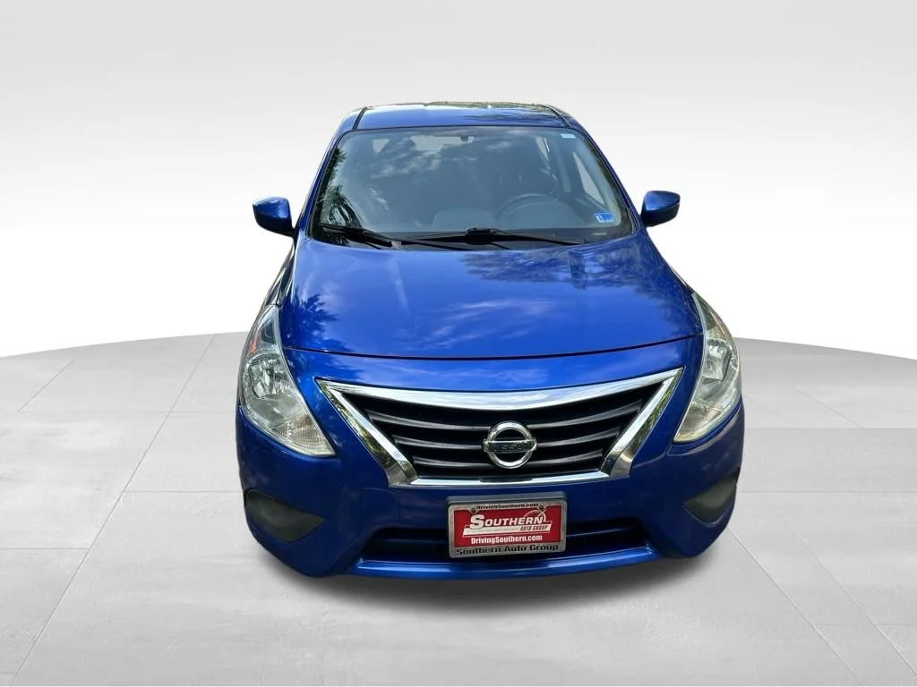 Used 2016 Blue Nissan 1.6 SV image 9